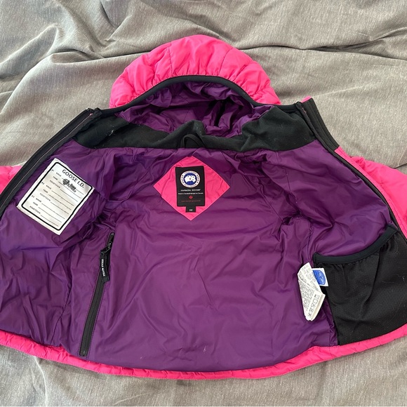 Sold Canada Goose Kids Puffer Used with tags, 2-3 - Picture 6 of 9